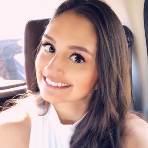 Meet your Posher, Michele